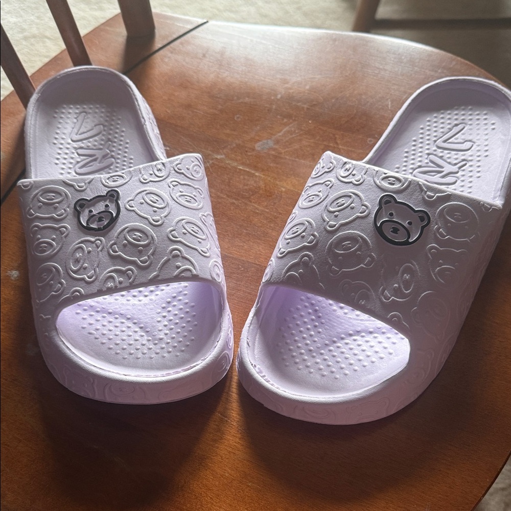 Women's Bear Slide Sandals - White